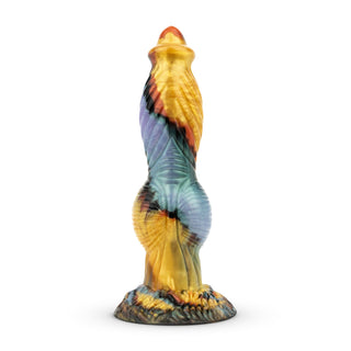 Mythical Mates Sea Serpent Dildo 26 cm är en färgstark silikonskulptur med fantasy-tema med en texturerad, abstrakt design på en rund bas, inspirerad av sjöormar och tillverkad av kroppssäkert silikon.