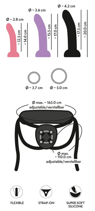 Illustration av "Strap-on Set med 3 Silikondildos" som visar rosa, lila och svarta utbytbara dildos i olika storlekar. Inkluderar längd- och diametermått, två ringstorlekar, en justerbar midjesele, allt tillverkat av flexibel, supermjuk flytande silikon.