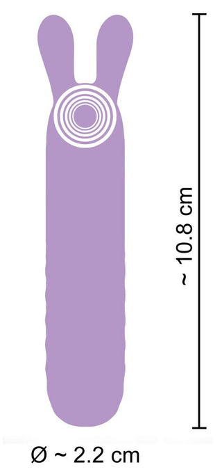 Mini Vibrator Cuties Med öron är en lila kaninvibrator i silikon med räfflade sidor, gjord av silkeslent material. Den mäter 10,8 cm i längd och 2,2 cm i diameter och är en uppladdningsbar för sömlös vibration, vilket ger en härlig upplevelse.