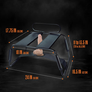 Displayen har en mannekängfot och precisionsuppmätt träningsutrustning på en elegant svart bakgrund, vilket skapar en spännande estetik. Temptasia Surrender Sexstol integreras felfritt i scenen och kombinerar funktionalitet med oväntade designelement.