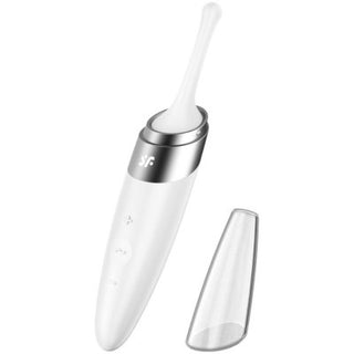 Satisfyer Twirling Delight Vibrator är en vit enhet gjord av medicinskt silikon, med en avtagbar transparent mössa med silverdetaljer och kontrollknappar.