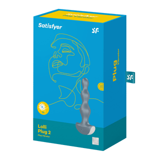 En blå ruta med streckteckning och en grå produktbild visar upp Satisfyer Lolli-Plug 2 Vibrator, en analplugg med kraftfulla vibrationer och en vattentät design för en förbättrad upplevelse.