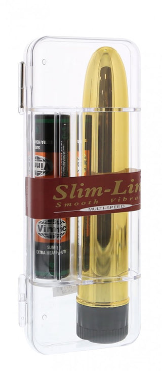 Den genomskinliga förpackningen avslöjar den guldfärgade, cylindriska Slim-Line Vibrator Guld tillsammans med två AA-batterier.