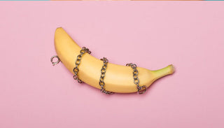 banan med kedjor runt