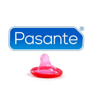Pasante kondom i röd färg med logotyp ovanför