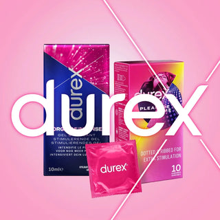 Durex kondomer och stimulerande gel i färgglada förpackningar på rosa bakgrund