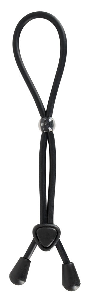Bad Kitty Cock&Balls Ring har en svart flexibel rem med en justerare, som visar upp två viktade ändar som skapar en ögla, förkroppsligar en justerbar-design.