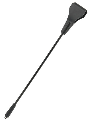 Silikonpiska Crop 40 cm är en svart ridgröda med ett smalt handtag och en bredare, platt läderspets. Den är idealisk för bondage-lek, med ett smalt cylindriskt skaft som lämpar sig för både ridsport och fetischfantasier.