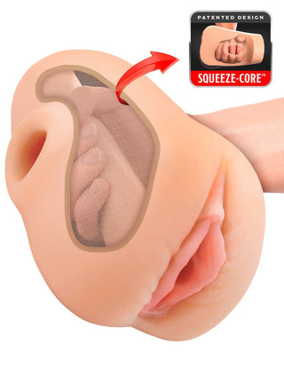 Pussy Pounder Squeeze Stroker har en genomskärning av den inre texturerade Fanta Flesh-hylsan och den patenterade Squeeze Core-designen, vilket skapar en realistisk masturbatorupplevelse.