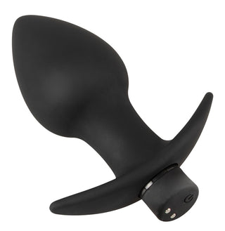 En svart silikon analplugg med mjuk textur, utsvängd bas och strömknapp – perfekt för nybörjare eller de som utforskar Black Velvets 3-Delat Analpluggset för sitt analträningskit.