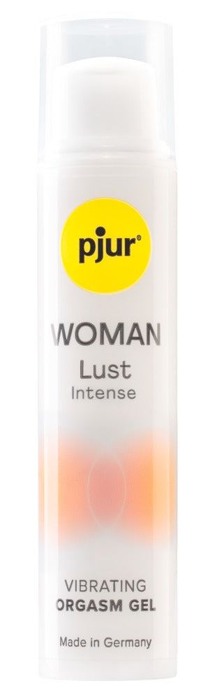 En vit flaska med Pjur Woman Lust Intense Gel har en gul logotyp och text. Förbättrad för intensiv njutning, denna klitorisstimuleringsgel är gjord med naturliga ingredienser i Tyskland, vilket lovar en förhöjd upplevelse.