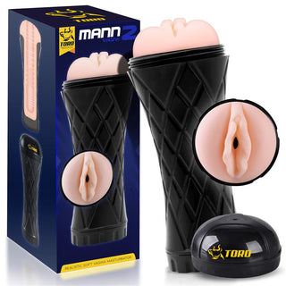 Svart manuell onaniprodukt tillverkad av strukturerat material med en vaginaformad öppning, avbildad bredvid sin förpackning.