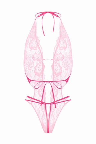 Renee Spetsbody Öppen Gren Rosa är ett rosa spetsunderkläder med halterneckdesign och remdetaljer, mot en krispig vit bakgrund.