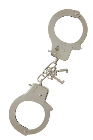 Bondage Handbojor Metall: Silverfärgade metallhandbojor med säkerhetslås och två små nycklar, isolerade mot vit bakgrund.