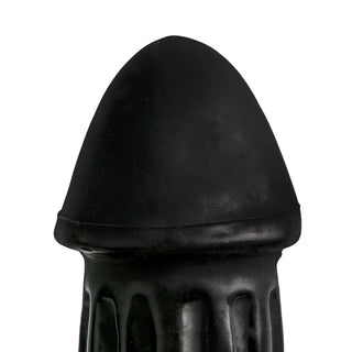 XXL Dildo 31,5 cm Svart har en spetsig topp och djärv design, vilket ger en realistisk upplevelse.