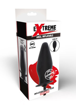 Svart uppblåsbar analplugg av silikon, avbildad tillsammans med produktförpackningen med texten ”Extreme Anal Inflatable Advanced”.