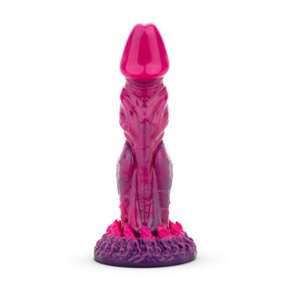 Fantasidildo i silikon i rosa och lila, 22 cm lång, texturerat skaft, bred bas och sugkopp.
