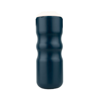 Mörkblå silikonmasturbator av typen FPPR XXL med vit kåpa och uttagbar insats, avbildad stående mot en enfärgad bakgrund.