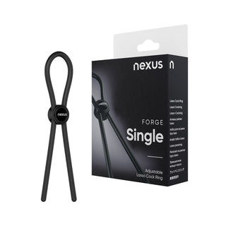 Svart, justerbar penisring i silikon med skjutbar konstruktion, presenterad i en genomskinlig förpackning.