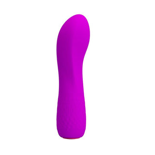 PrettyLove Adam Vibe, en ljusrosa kompakt vibrator tillverkad av silikon av medicinsk kvalitet, står upprätt mot en vit bakgrund.
