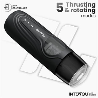 IntoYou Egor Appstyrd Masturbator erbjuder 5 stöt- och rotationslägen, en display och är idealisk som en långdistans sexleksak för avancerad njutning.