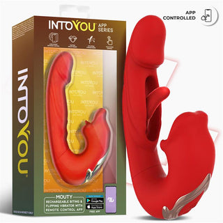 Intoyou Mouty Appstyrd Rabbitvibrator är en röd, böjd uppladdningsbar vibrator i "INTOYOU"-förpackning, med en svängbar tungdesign och app-kontrollerade sensationer via ActiveJoy-appen.
