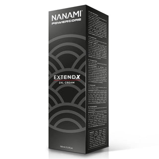 Svart ask med Nanami Extend X Powercore 2XL Cream, 100 ml, med vit text och geometrisk design; en intimkräm för män formulerad för att förbättra komfort och öka självförtroendet.