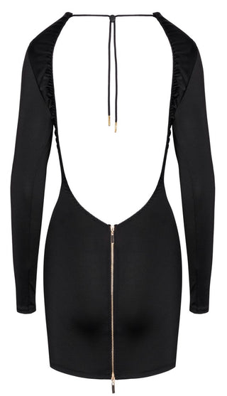 Mini Dress Svart med Öppen Rygg från Cottelli PARTY är en chic svart långärmad festklänning med öppen rygg, knytband i ryggen och iögonfallande gulddragkedja - perfekt för att göra ett statement på nästa utekväll.