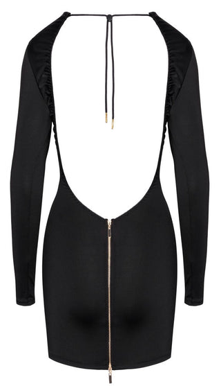 Mini Dress Svart med Öppen Rygg från Cottelli PARTY är en chic svart långärmad festklänning med öppen rygg, knytband i ryggen och iögonfallande gulddragkedja - perfekt för att göra ett statement på nästa utekväll.