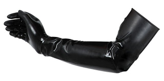 Långa Latexhandskar är långa, glänsande svarta latexhandskar som sträcker sig från fingertopparna till ovanför armbågen, placerade mot en vit bakgrund.