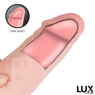 Diagram över Lux Otto Mjuk Dildo 20 cm med ett fast inre skaft, strap-on-kompatibilitet och LUX-logotypen i hörnet.