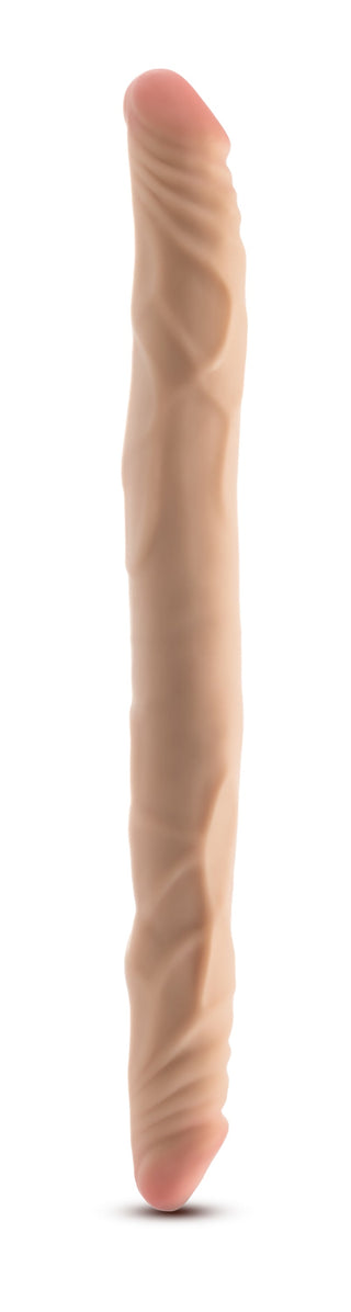 Beige, böjbar dubbeldildo, 35 cm lång med rosa rundade ändar, avbildad mot en enfärgad vit bakgrund.