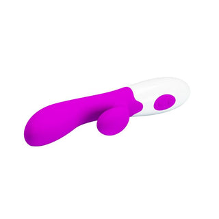 PrettyLove Alvis Dual Vibrator är en lila och vit silikondildo med böjd design, klitorisarm samt enkel kontrollknapp på handtaget för intensiv G-punktsstimulans.