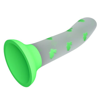 Självlysande silikondildo med utsvängd bas, gröna accenter och upphöjda djurmotiv.