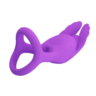 Silas Vibrerande Penisring är en sexleksak i lila silikon med en ergonomisk design, med en lökformig kropp och vågliknande texturer för ökad njutning. Den har 7 vibrationslägen, ett bekvämt ringhandtag och är en USB-uppladdningsbar för enkel användning.