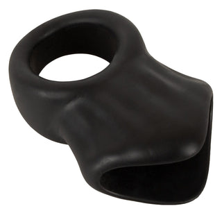 Erecto Cock Ring Ball Stretcher är en svart flytande silikonring med en utsvängd slät bas och stor central öppning, utformad för användning som en kukring eller bollsträckare.