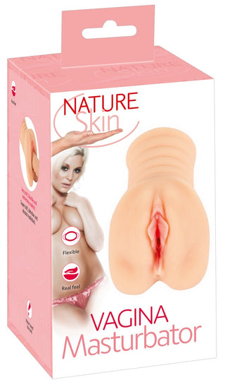 Förpackning som visar en vaginamasturbator i hudfärgen ”Nature Skin” med realistisk design, produktfunktioner och materialinformation.