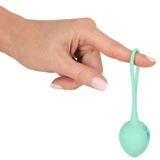 Mintgröna silikonbollar av typen ”Single Love Ball” från Knipkula Cuties med en slät, rundad form för träning av bäckenbotten.