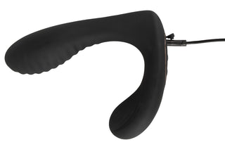 Intense Prostata Vibrator RC är en svart silikonprostataplugg med en böjd design för exakt stimulering och inkluderar en sladd för laddning eller kontroll - perfekt som en analvibrator och prostatastimulator.
