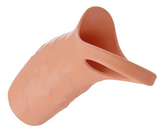 Penis Sleeve Öppen Realistixxx är en rosa, anatomiskt formad urineringsanordning för kvinnor. Den har en bred öppning, avsmalnande ände och smidigt, flexibelt material med en strukturerad utsida för praktisk och bekväm användning.