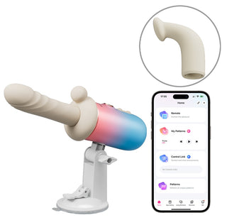 Lovense Spinel stötvibrator i lila silikon med sugbas, visas tillsammans med fjärrkontrollen för smartphone-appen.