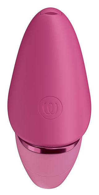 Rosa, oval klitorisstimulator i silikon med 3D-lufttrycksteknik, sedd ovanifrån.