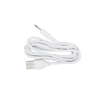 Pretty Love Alice Mini Vibrator har en vit kabel med en USB typ A-kontakt och en 3,5 mm-kontakt, designad med silikon av medicinsk kvalitet för ökad hållbarhet.