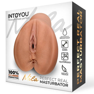 Box av IntoYou Super Realistisk Lösvagina, en realistisk silikononani, med varumärke och funktioner listade.