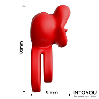 Röd penisring i silikon med slät yta, från Intoyou Bittey Mun, med en rundad design.