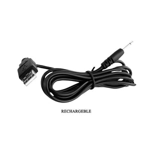 Svart USB-A till liten kontakt laddningskabel, lindad, tillverkad av plast.