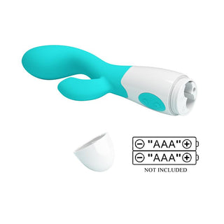 PrettyLove Brighty Rabbitvibrator är en turkos och vit kaninvibrator tillverkad av kroppssäkert kisel; när batterilocket tas bort visar det sig att den kräver två AAA-batterier (ingår ej).