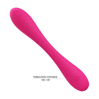 PrettyLove Yedda Bendable är en C-formad vibrator i rosa silikon med en synlig strömknapp och märkta kontroller för effektiv stimulering av G-punkten och klitoris.