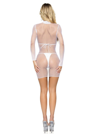 En miniklänning med hög hals från Ultra Net över en vit bikini, i kombination med högklackade skor. Nätmaterial, bakifrån.