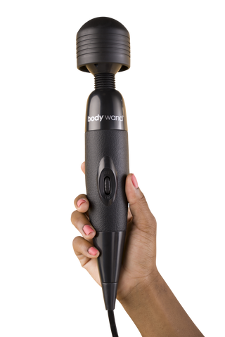 Bodywand Midnight Plug-In, mörkfärgad, rundat huvud, synlig kontrollknapp, slät plastdesign.